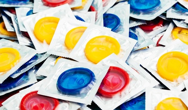 preservativo cambia colore malattie