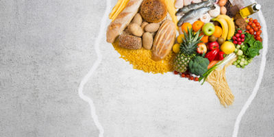 Dieta low carb, si rischia l’effetto yo yo ed è sconsigliata dai medici