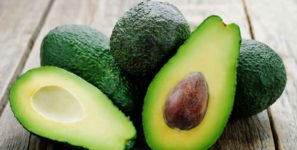 Avocado, un alimento in grado di eliminare la pancia